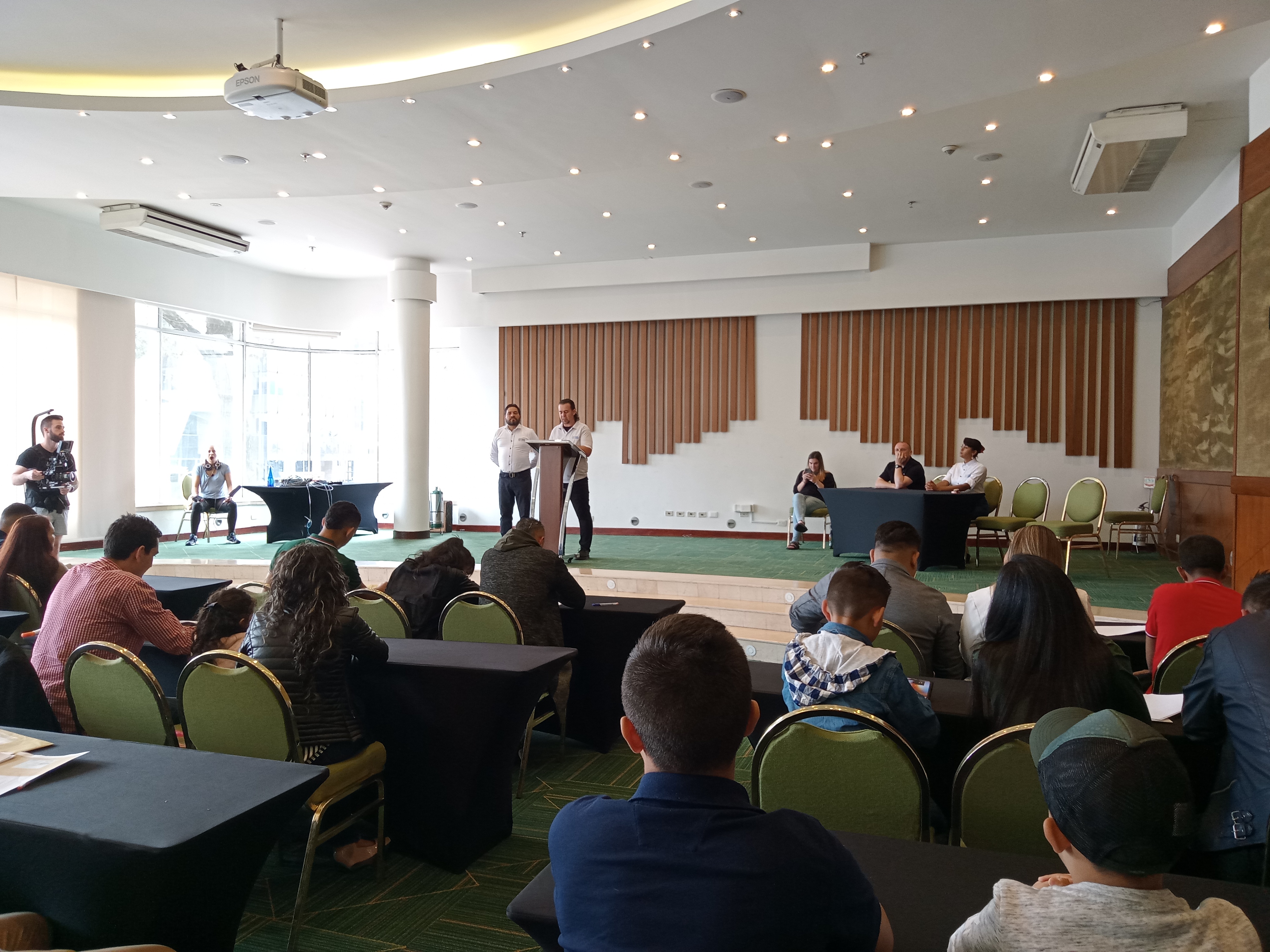 models.PagesItems$ImgGallery@3385b49f